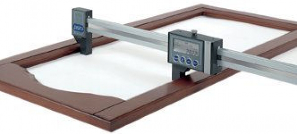 Digital-Schieblehre DIGIT+universal für lineare Innen- und Außenmaße, Bohrlochabstände 1000 mm, 1500 mm, 2000 mm und 2500 mm